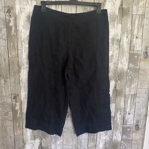 Eileen fisher 100% Irish linen black cargo capri pants M